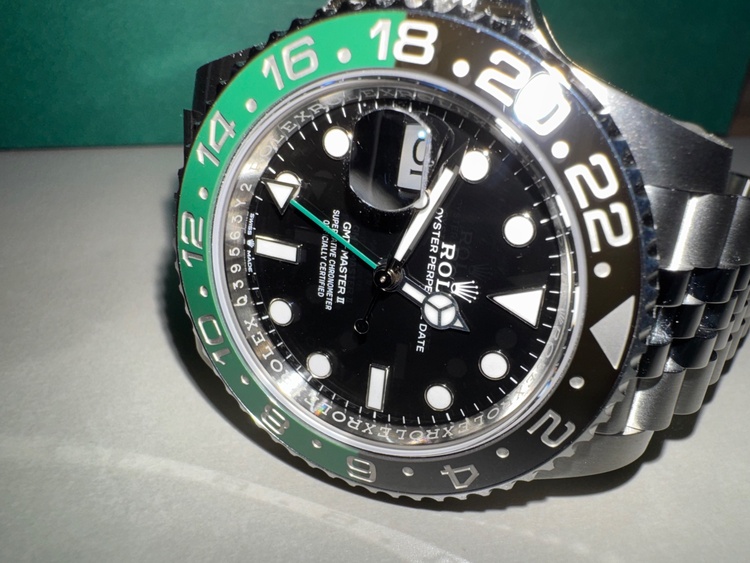 126720vtnr（高級時計）の商品画像 - 査定依頼日：2026年1月31日 - 最高査定価格：3,100,000円