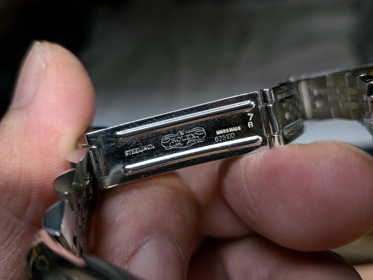 ロレックス オイスター パーペチュアル デイト レディース（金・貴金属）の商品画像 - 査定依頼日：2026年9月22日 - 最高査定価格：600,000円