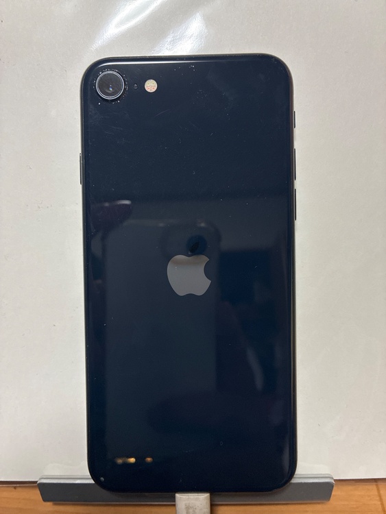 iPhone iPhone SE (第 3 世代) 128GB SIMフリー（スマホ）の商品画像 - 査定依頼日：2026年7月4日 - 最高査定価格：20,000円
