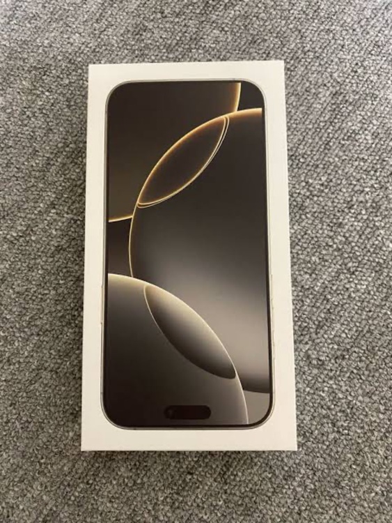 iPhone（スマホ）の商品画像 - 査定依頼日：2025年8月14日 - 最高査定価格：100,000円