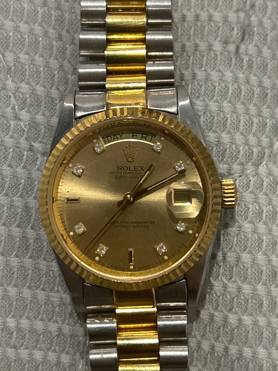 ロレックス デイデイト （高級時計）の商品画像 - 査定依頼日：2025年11月7日 - 最高査定価格：2,580,000円