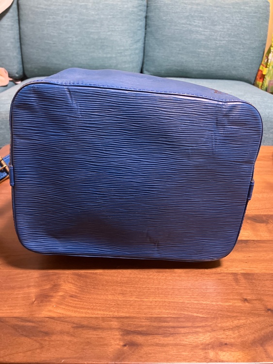 ルイヴィトン エピ （ブランドバッグ）の商品画像 - 査定依頼日：2026年1月26日 - 最高査定価格：40,000円