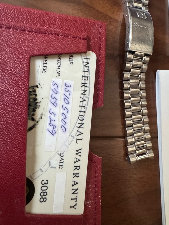 オメガ スピードマスター 3510.50.0（高級時計）の商品画像 - 査定依頼日：2025年7月6日 - 最高査定価格：355,000円