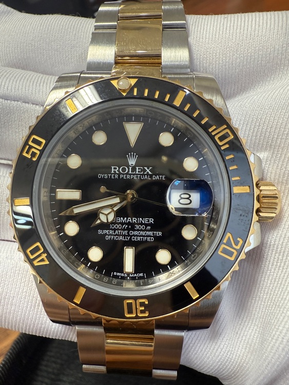 116613LN（高級時計）の商品画像 - 査定依頼日：2025年10月8日 - 最高査定価格：2,000,000円