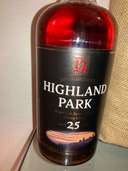 ハイランドパーク　25年（お酒）の商品画像 - 査定依頼日：2023年10月16日 - 最高査定価格：80,000円