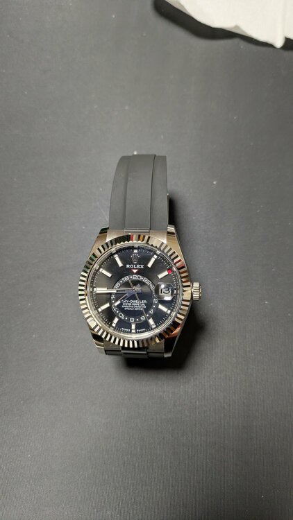 ロレックス スカイドゥエラー 336239（高級時計）の商品画像 - 査定依頼日：2026年2月13日 - 最高査定価格：6,300,000円