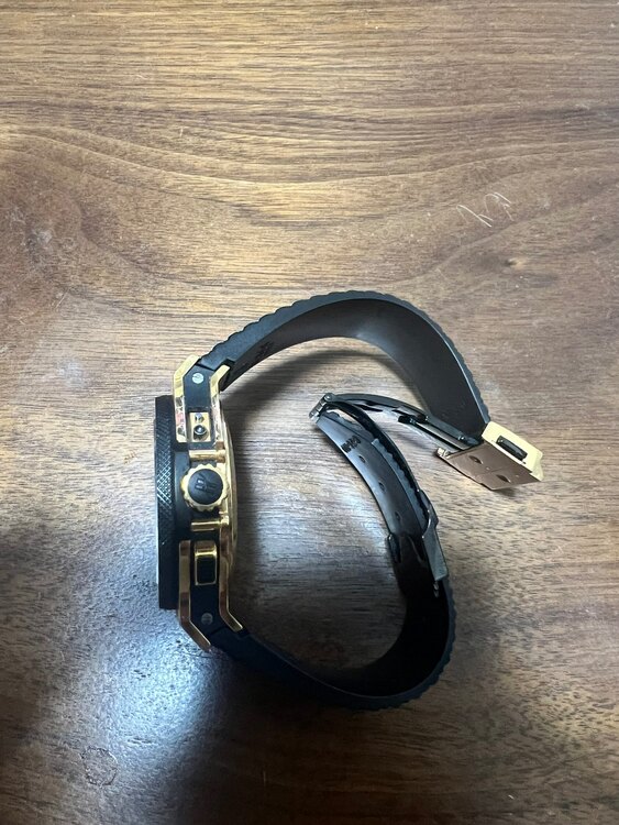 ウブロ ビックバン （高級時計）の商品画像 - 査定依頼日：2025年3月13日 - 最高査定価格：1,550,000円