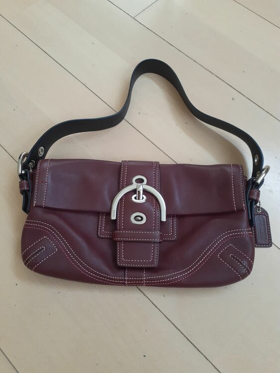 ハンドバッグ（ブランドバッグ）の商品画像 - 査定依頼日：2025年6月18日 - 最高査定価格：5,000円