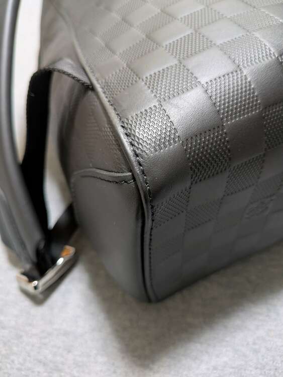 ダミエバックパック（ブランドバッグ）の商品画像 - 査定依頼日：2025年1月15日 - 最高査定価格：200,000円