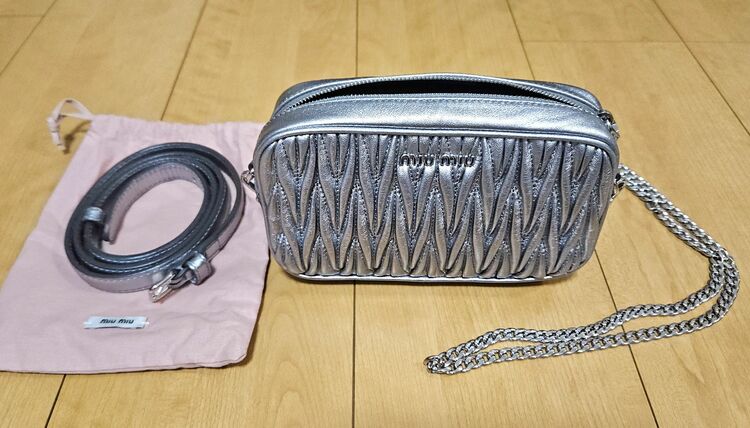 ショルダーバッグ（ブランドバッグ）の商品画像 - 査定依頼日：2025年9月26日 - 最高査定価格：70,000円