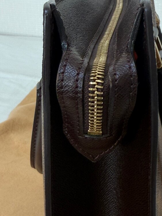 ルイヴィトン ダミエ （ブランドバッグ）の商品画像 - 査定依頼日：2025年3月9日 - 最高査定価格：90,000円