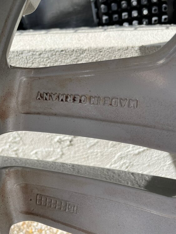 ホイール（カー用品）の商品画像 - 査定依頼日：2025年4月12日 - 最高査定価格：25,000円