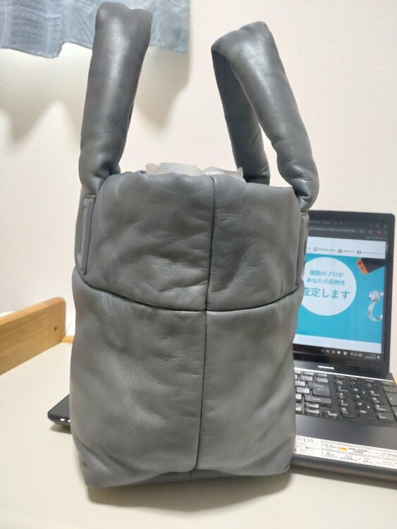 シャネル　コココクーン　オールレザー　グレー（ブランドバッグ）の商品画像 - 査定依頼日：2026年3月2日 - 最高査定価格：120,000円