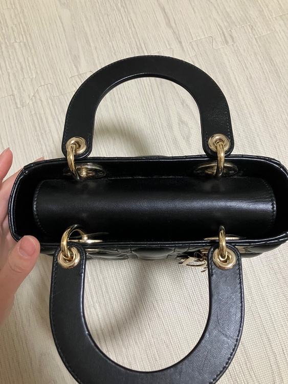 ディオール  （ブランドバッグ）の商品画像 - 査定依頼日：2025年12月27日 - 最高査定価格：380,000円