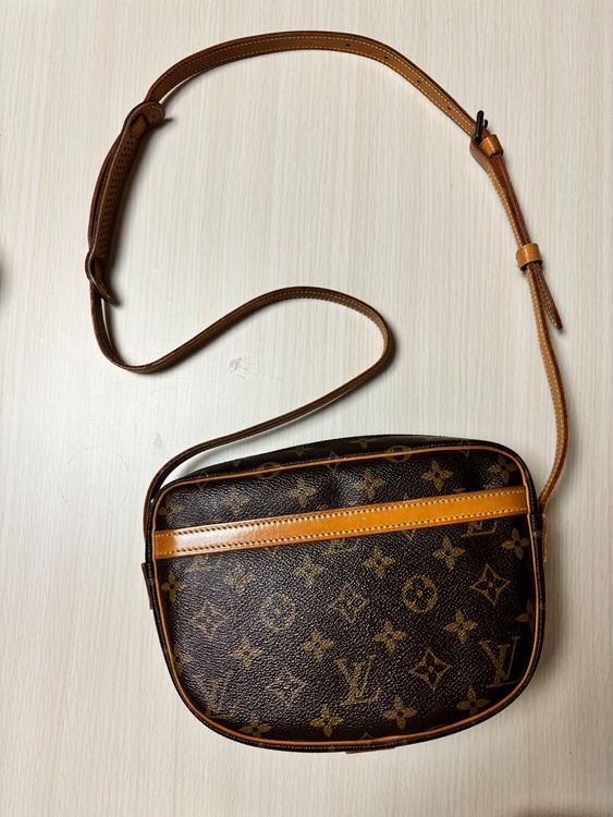 ルイヴィトン モノグラム （ブランドバッグ）の商品画像 - 査定依頼日：2025年12月30日 - 最高査定価格：50,000円