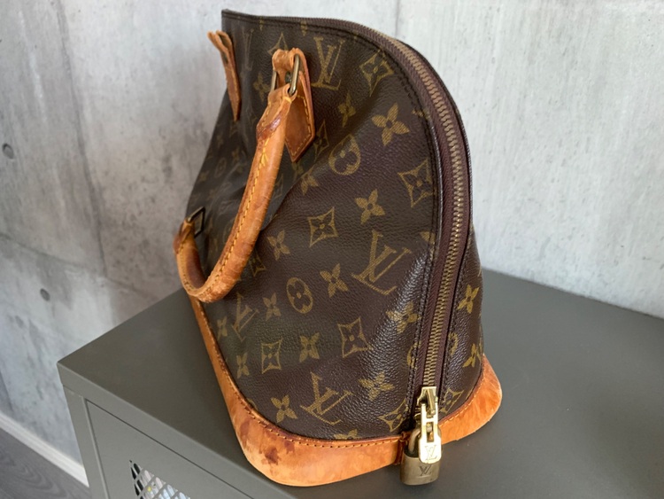 アルマ（ブランドバッグ）の商品画像 - 査定依頼日：2025年6月7日 - 最高査定価格：18,000円