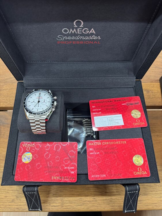 オメガ スピードマスター （高級時計）の商品画像 - 査定依頼日：2025年4月1日 - 最高査定価格：1,100,000円