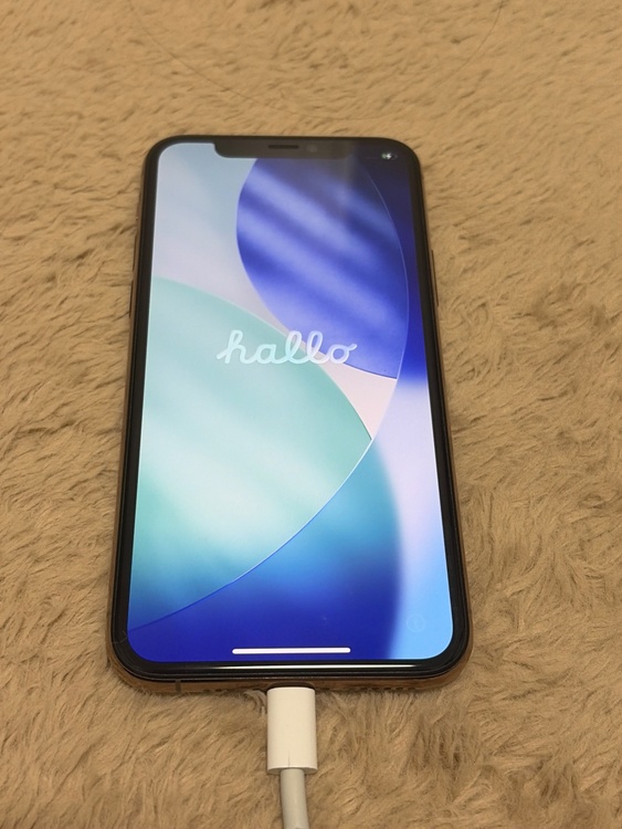 Au iphone11 pro（スマホ）の商品画像 - 査定依頼日：2026年5月23日 - 最高査定価格：18,000円