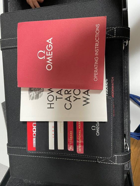 オメガスピードマスター プロフェッショナル（高級時計）の商品画像 - 査定依頼日：2025年1月9日 - 最高査定価格：550,000円