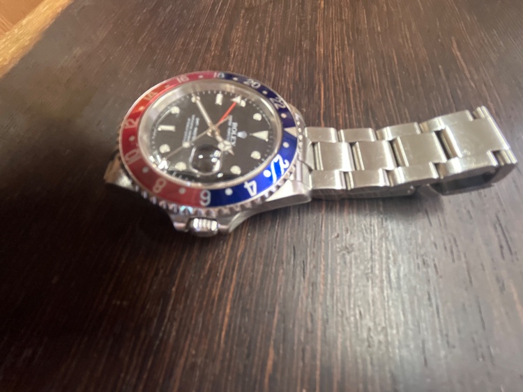 ロレックス GMTマスター （高級時計）の商品画像 - 査定依頼日：2026年2月19日 - 最高査定価格：1,500,000円
