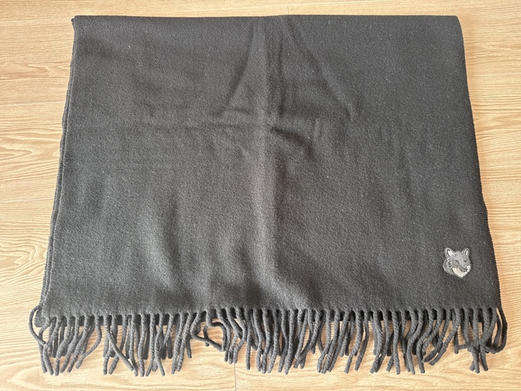 マフラー（古着・ファッション）の商品画像 - 査定依頼日：2026年3月13日 - 最高査定価格：4,000円