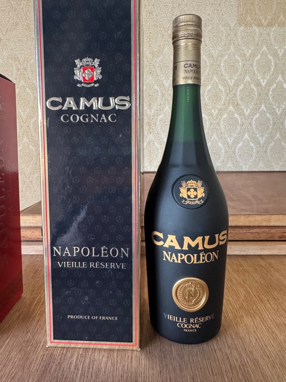 ナポレオン（お酒）の商品画像 - 査定依頼日：2026年3月10日 - 最高査定価格：4,100円