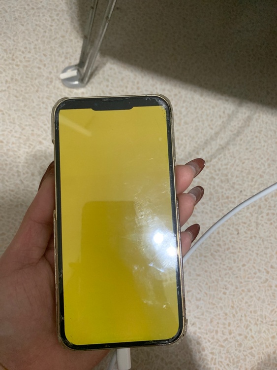 iPhone 13 Pro 128GB docomo（スマホ）の商品画像 - 査定依頼日：2026年2月18日 - 最高査定価格：28,000円