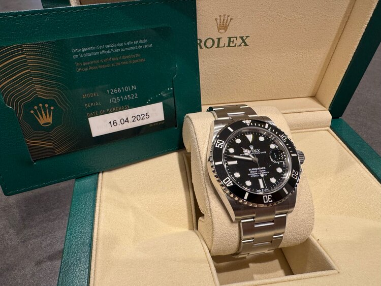 ロレックス サブマリーナー 126610lm（高級時計）の商品画像 - 査定依頼日：2025年5月31日 - 最高査定価格：2,070,000円