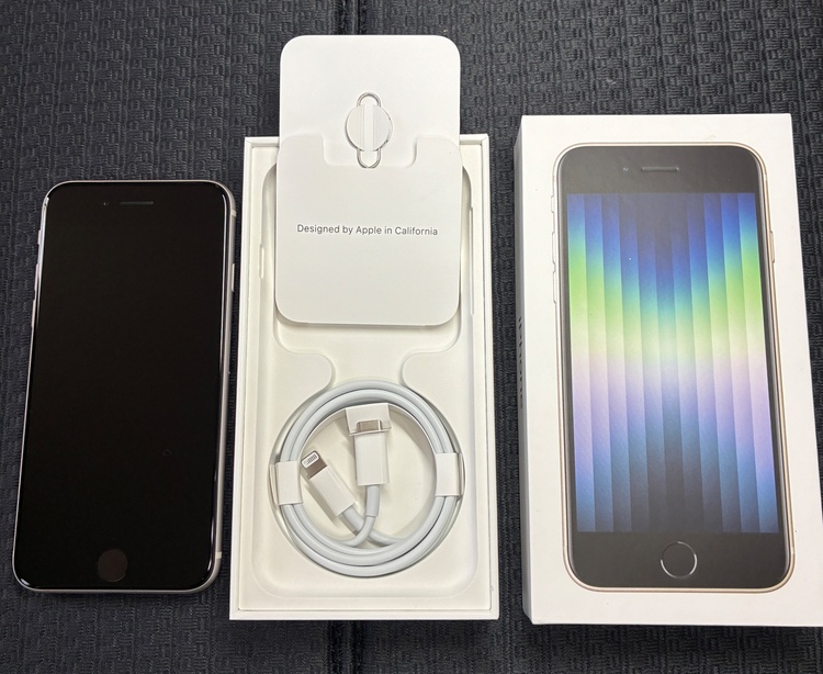 iPhoneSE第3世代64GBスターライト（スマホ）の商品画像 - 査定依頼日：2026年4月17日 - 最高査定価格：20,000円