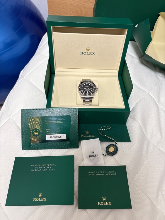 ロレックス　サブマリーナデイト（高級時計）の商品画像 - 査定依頼日：2025年10月26日 - 最高査定価格：2,280,000円