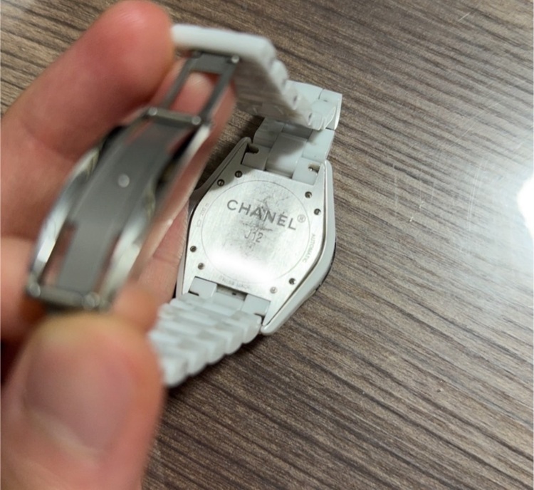 シャネル J12 （高級時計）の商品画像 - 査定依頼日：2025年10月25日 - 最高査定価格：380,000円
