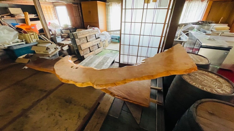 一枚板（美術品・骨董品）の商品画像 - 査定依頼日：2026年7月15日 - 最高査定価格：5,000円