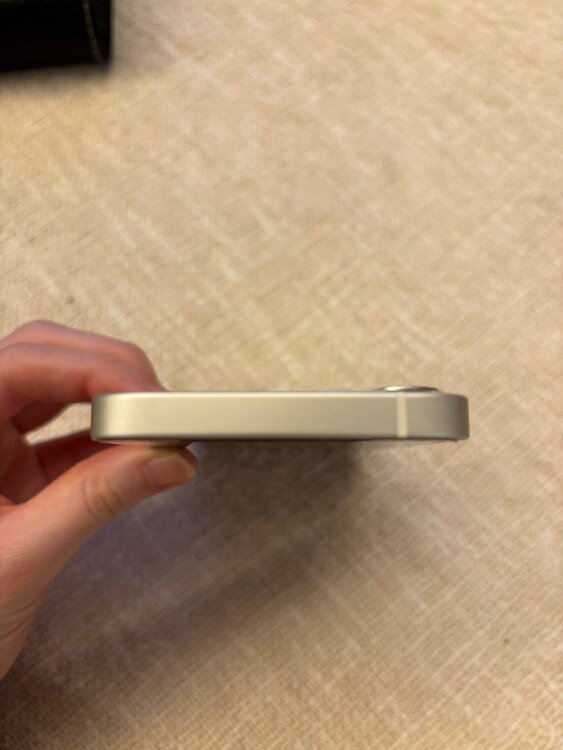 iphone 12 mini（スマホ）の商品画像 - 査定依頼日：2025年1月5日 - 最高査定価格：30,000円