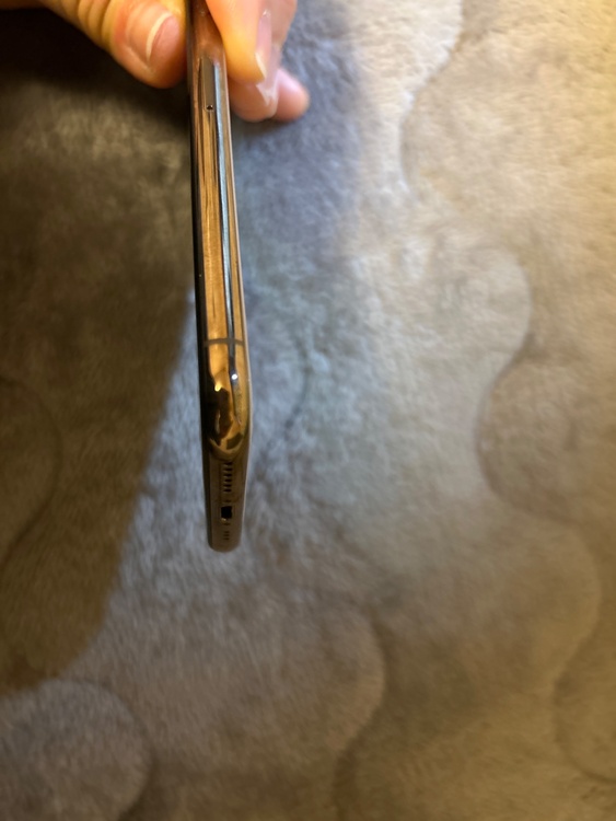 iPhoneXS 64GB Softbank（スマホ）の商品画像 - 査定依頼日：2026年2月25日 - 最高査定価格：15,000円