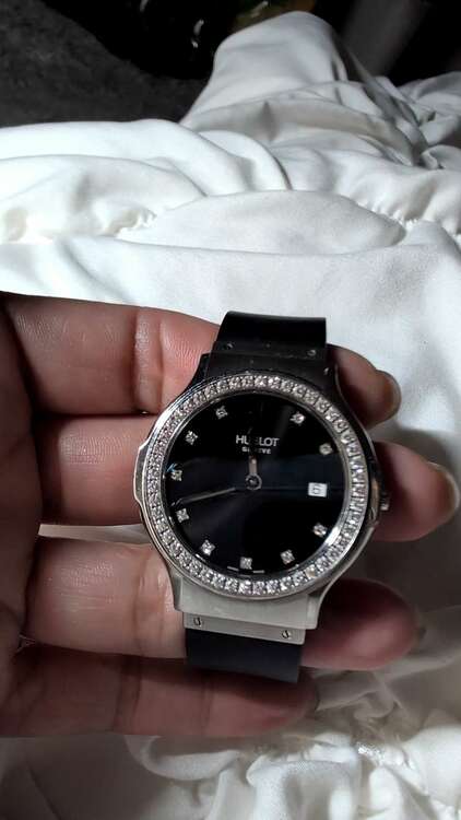 ウブロ クラシックフュージョン （高級時計）の商品画像 - 査定依頼日：2025年5月8日 - 最高査定価格：300,000円