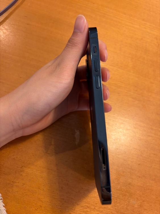 iPhone 12 Pro 512GB docomo（スマホ）の商品画像 - 査定依頼日：2026年4月12日 - 最高査定価格：39,000円