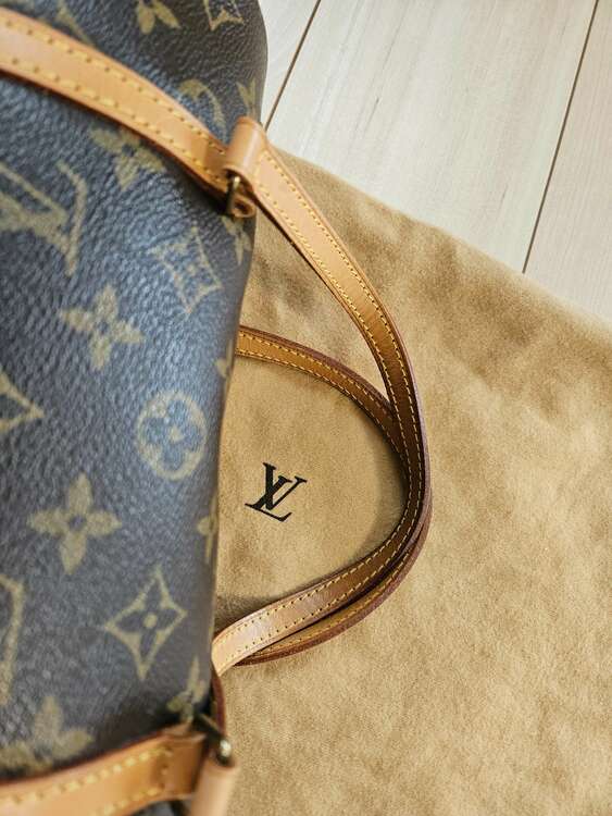 パピヨン（ブランドバッグ）の商品画像 - 査定依頼日：2025年1月11日 - 最高査定価格：50,000円