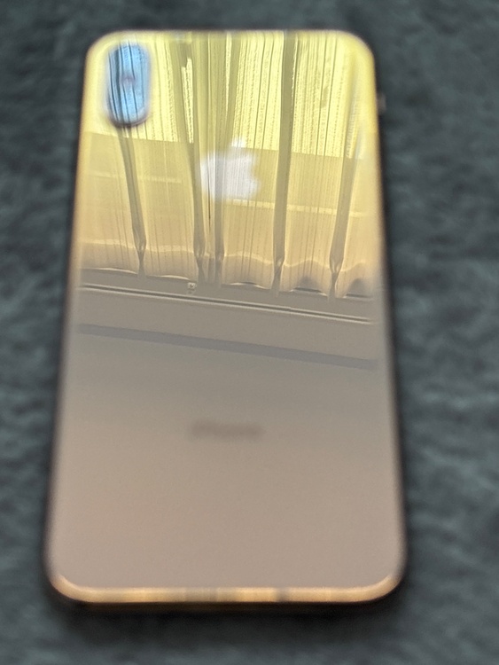 iPhoneXS 512GB docomo（スマホ）の商品画像 - 査定依頼日：2026年3月14日 - 最高査定価格：17,000円