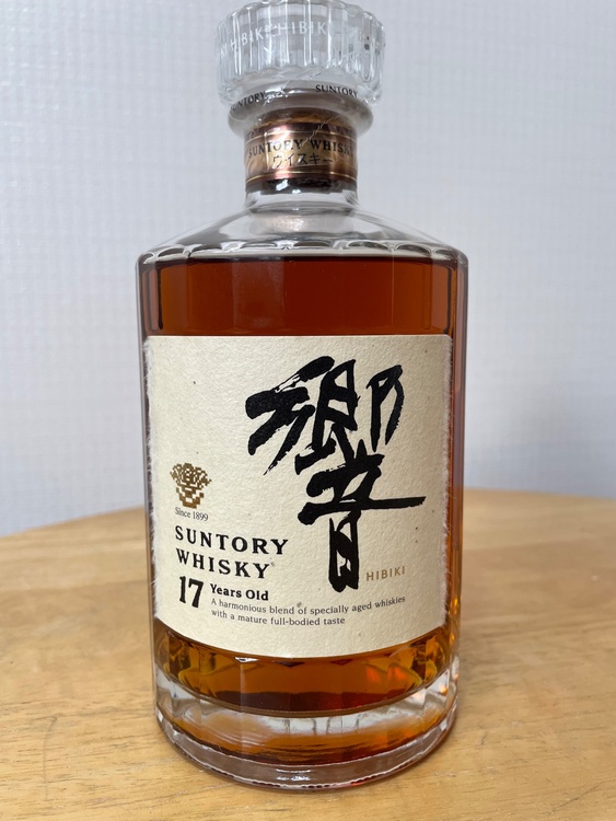 ウイスキー サントリー響（お酒）の商品画像 - 査定依頼日：2026年6月29日 - 最高査定価格：45,000円