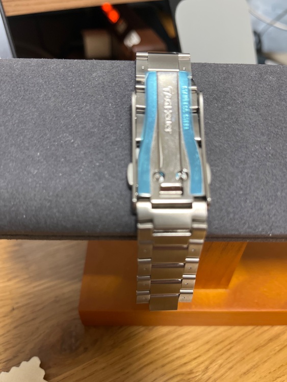 プロフェッショナル200ソーラー（高級時計）の商品画像 - 査定依頼日：2025年6月14日 - 最高査定価格：250,000円