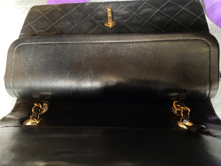 シャネル シャネル(その他) （ブランドバッグ）の商品画像 - 査定依頼日：2025年11月11日 - 最高査定価格：420,000円