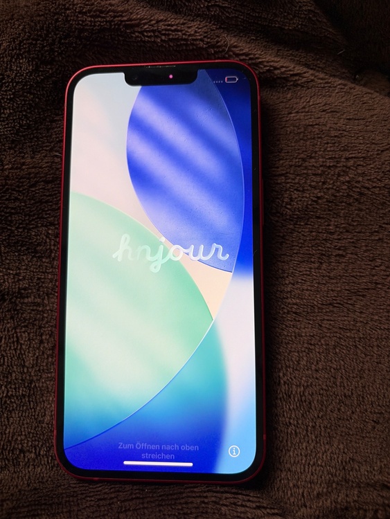 iPhone13（スマホ）の商品画像 - 査定依頼日：2026年6月6日 - 最高査定価格：45,000円
