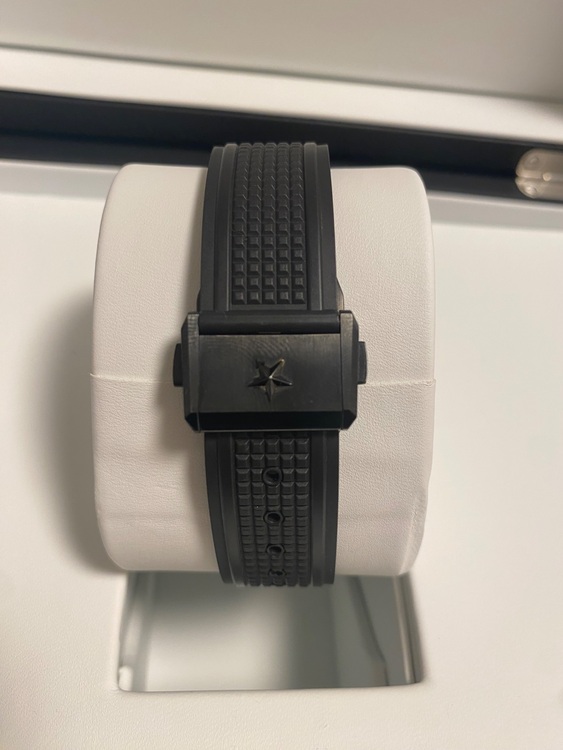 デファイクラシック（高級時計）の商品画像 - 査定依頼日：2025年9月15日 - 最高査定価格：710,000円