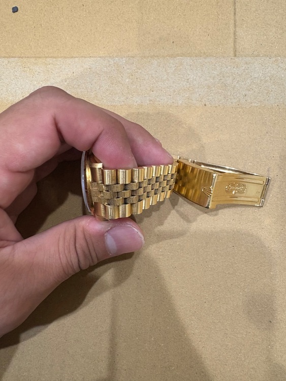 デイトジャスト36 コンピュータ文字盤（高級時計）の商品画像 - 査定依頼日：2025年9月14日 - 最高査定価格：2,650,000円