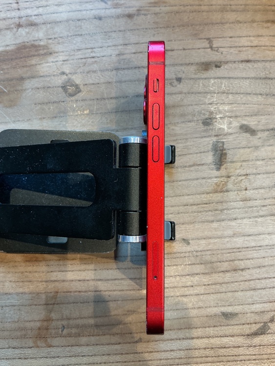 iPhone 12 mini 64GB SIMフリー（スマホ）の商品画像 - 査定依頼日：2026年1月4日 - 最高査定価格：15,000円