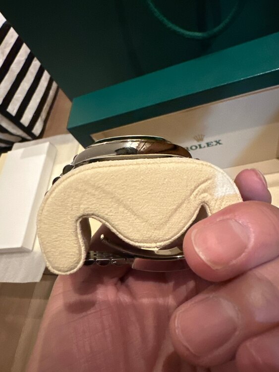 ロレックス デイトジャスト 12630（高級時計）の商品画像 - 査定依頼日：2025年3月18日 - 最高査定価格：1,010,000円