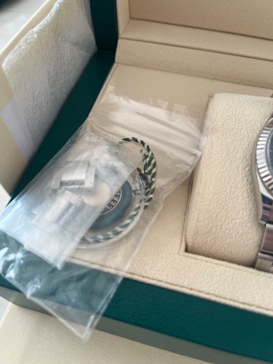 デイトジャスト（高級時計）の商品画像 - 査定依頼日：2025年12月6日 - 最高査定価格：1,400,000円