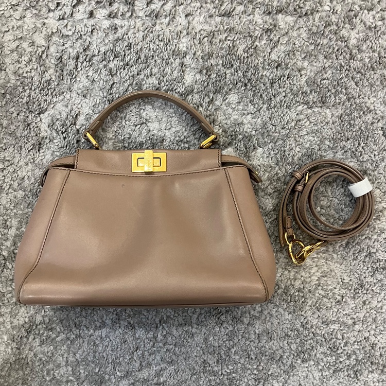 ピーカブー（ブランドバッグ）の商品画像 - 査定依頼日：2026年9月26日 - 最高査定価格：200,000円