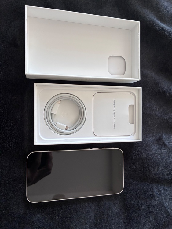 iPhone 14 256GB Softbank（スマホ）の商品画像 - 査定依頼日：2026年5月7日 - 最高査定価格：52,000円