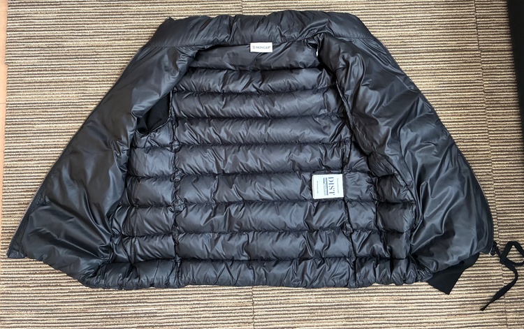 ダウンジャケット（古着・ファッション）の商品画像 - 査定依頼日：2026年1月15日 - 最高査定価格：40,000円